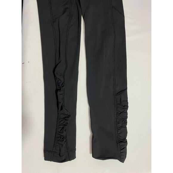 Lululemon Women’s Legging Black Gathered Ankle Tag Removed 30” Waist - Picture 7 of 9